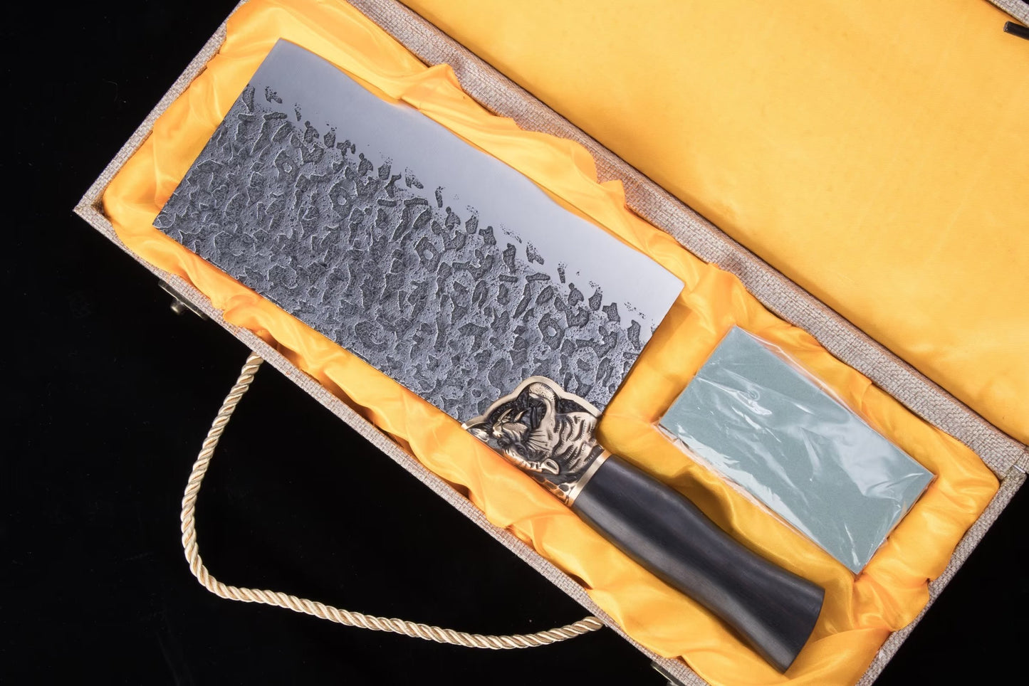 Tiger-headed kitchen knife