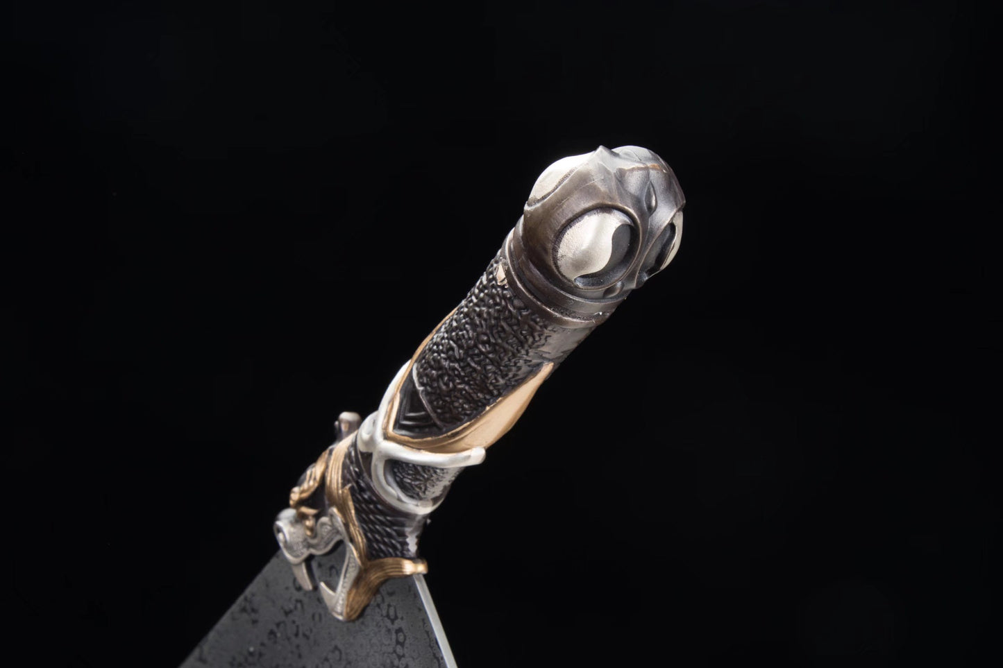 Faucet pattern steel kitchen knife