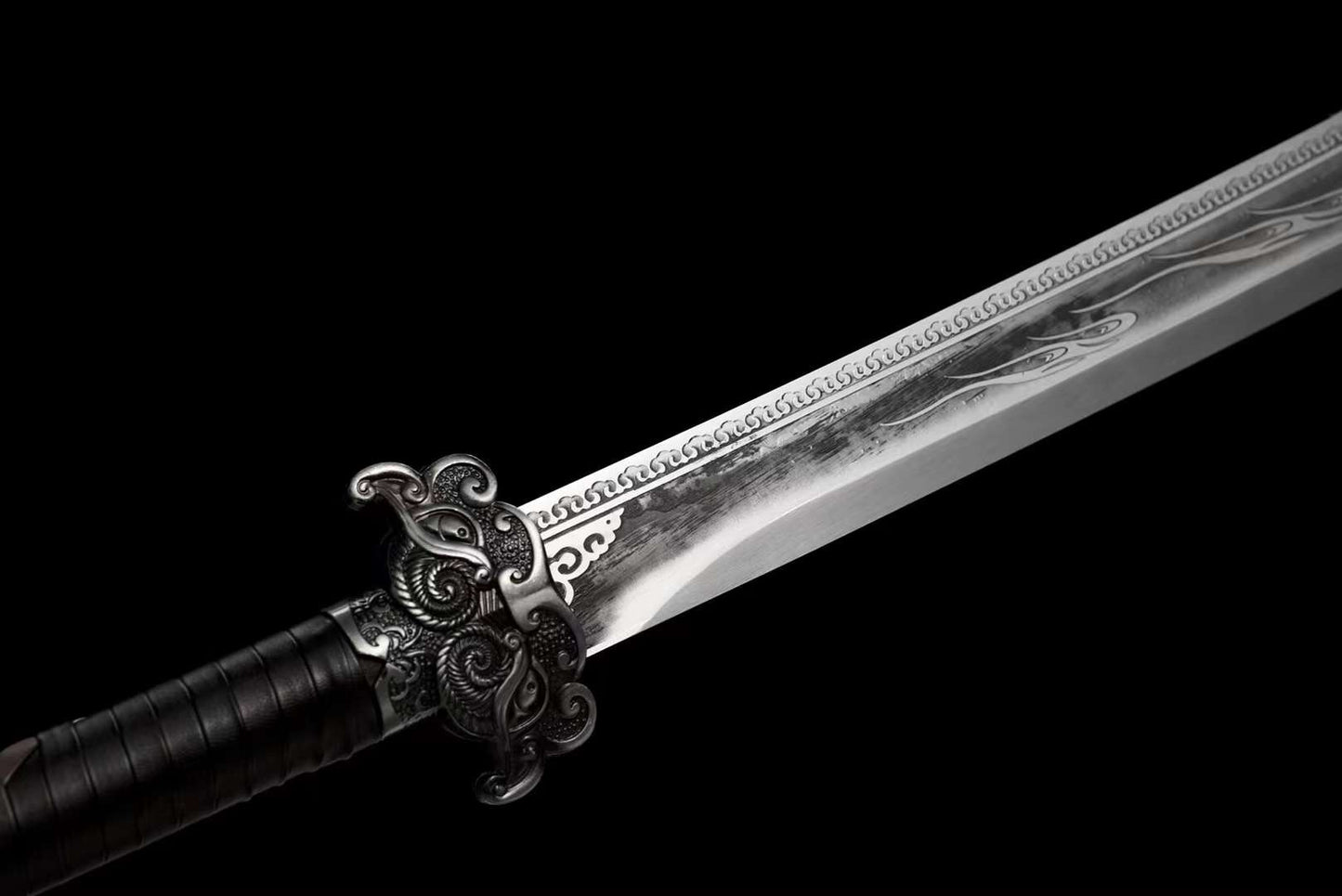 Beast demon oxtail knife