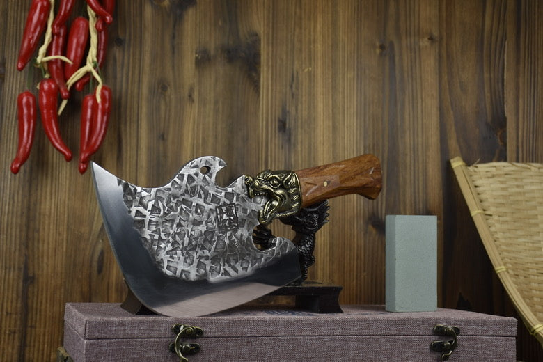 Tiger-headed bone chopper