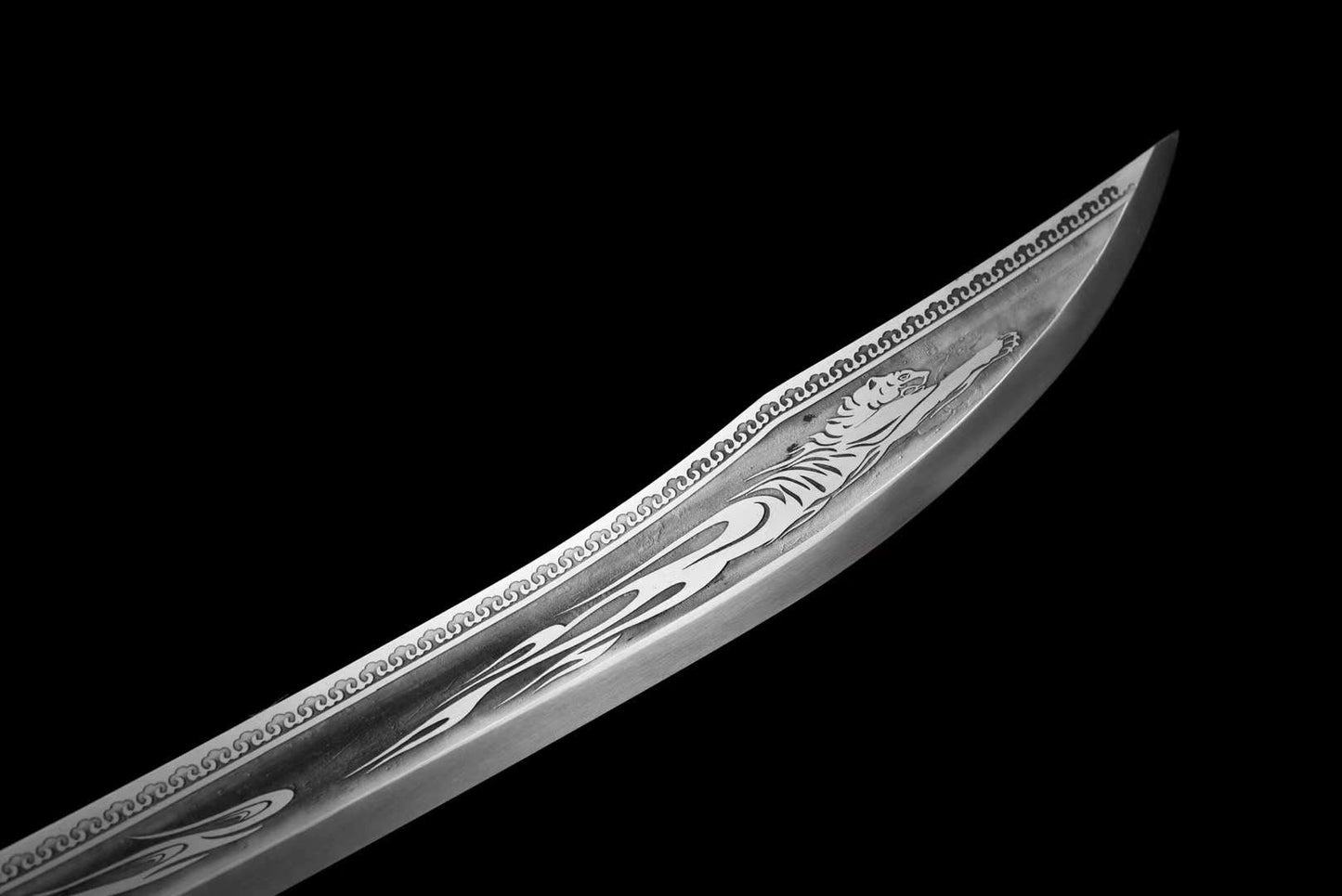 Beast demon oxtail knife